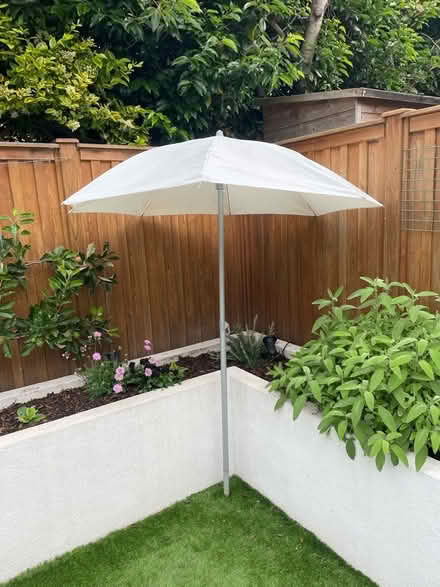 Photo of free Garden parasol / umbrella (Balham SW12) #1