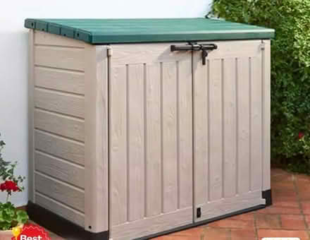 Photo of Keter storage box (Brough CA17) #1
