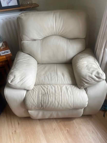 Photo of free Electric recliner chair (Rimington BB7) #2