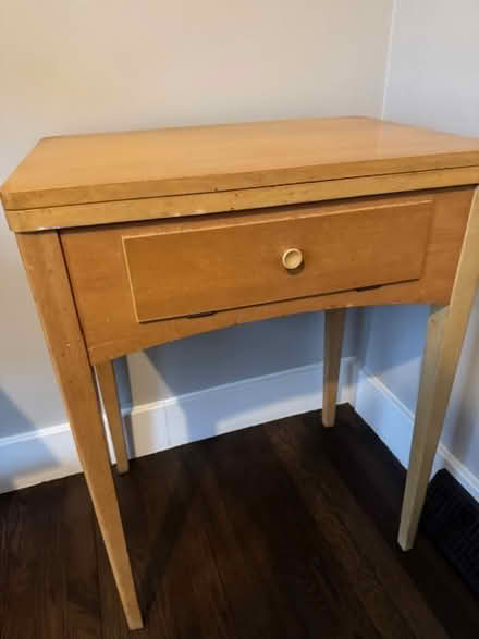 Photo of free Vintage Singer sewing machine (Bloomfield Hills) #4
