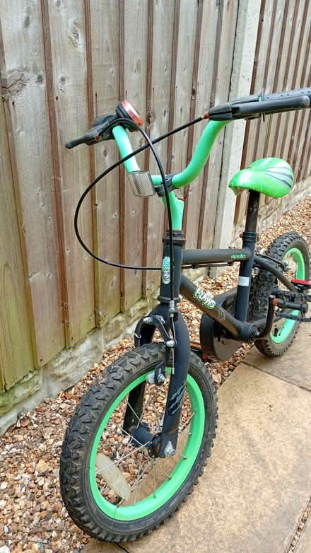 Photo of free Boys bike 14'' (Stevenage SG1) #1