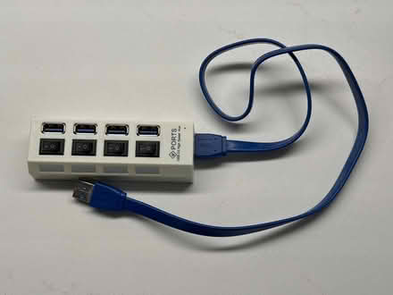 Photo of free 4 port USB-A hub (San Jose West) #1