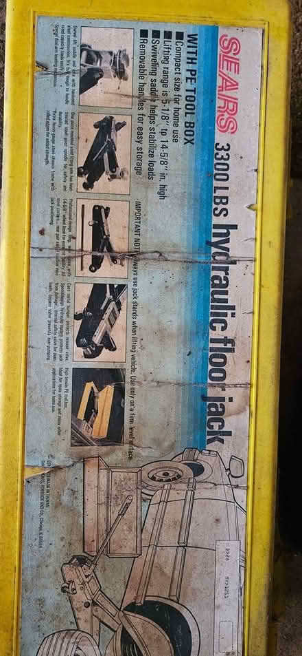 Photo of free hydraulic floor jack (Mount Prospect) #2