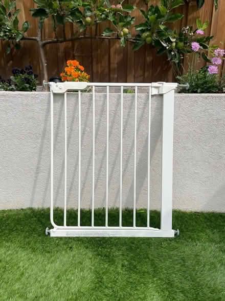 Photo of free Child gate (Balham SW12) #1