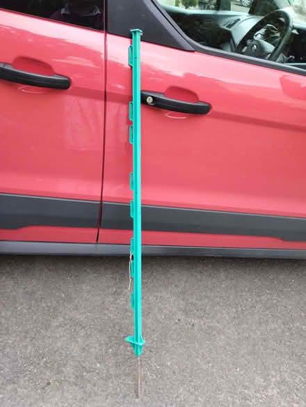 Photo of free plastic posts for chicken wire or roping off an area (Gerrards Cross SL9) #1