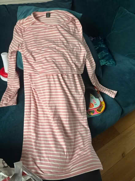 Photo of free Breastfeeding tops/dresses (Hampton TW12) #4