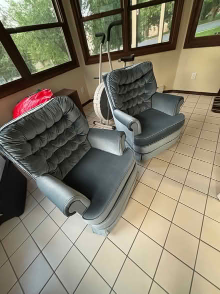 Photo of free Swivel chairs (Dubuque south side) #1