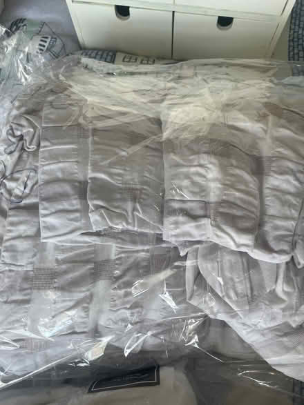 Photo of free 4 sets duvet double inc pillowcase (Teignmouth TQ14) #4