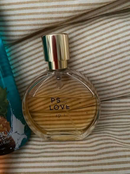 Photo of free Body Sprays, Perfume, Deodorant (CT11) #2