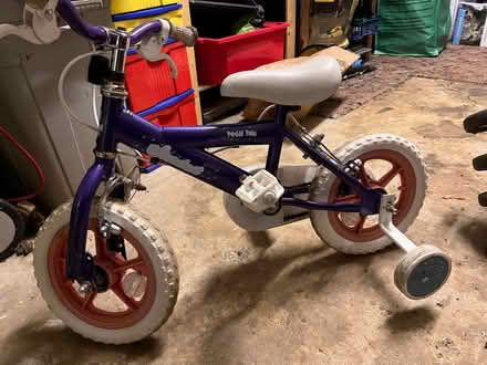 Photo of free Child’s first bike (needs fixing) (Lower Earley RG6) #1
