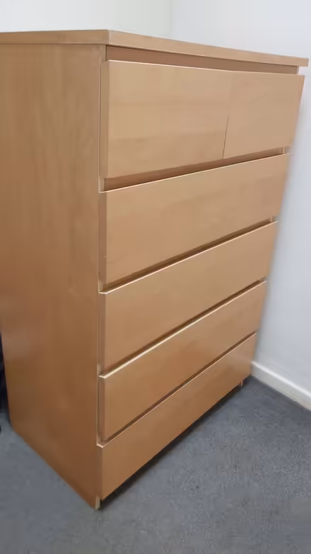 Photo of free Chest of Drawers (Putney SW15) #1