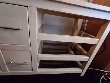 Photo of free Storage unit/ TV Stand (Pilrig EH6) #3
