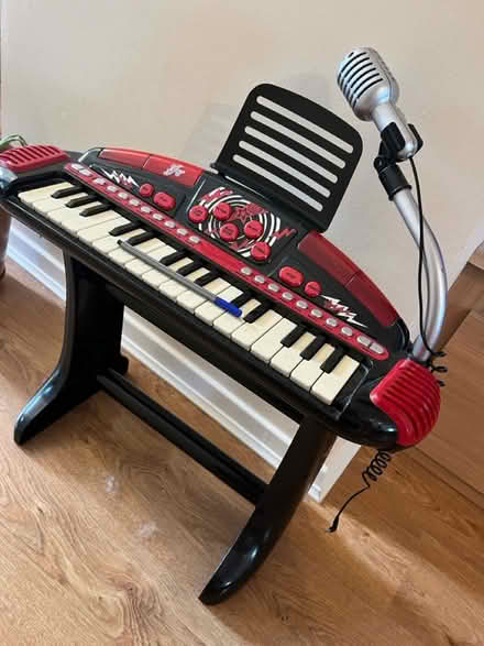 Photo of free Toy Keyboard (Horsham) #1