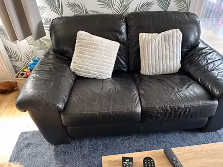 Photo of free 2 leather sofas (Eh20 9pb) #2