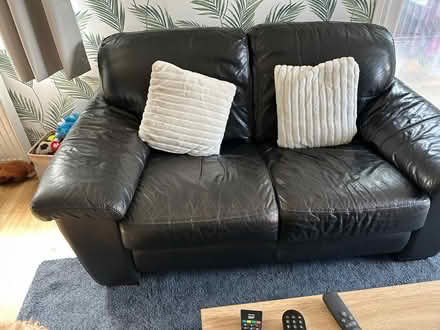 Photo of free 2 leather sofas (Eh20 9pb) #2