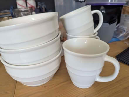 Photo of free 3 deep white bowls and 3 large white mugs (Abraham Heights LA1) #4