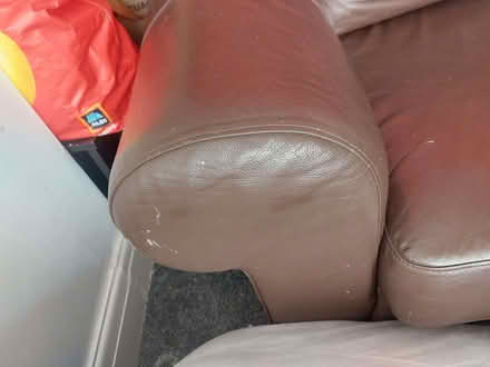 Photo of free 3-seater leather sofa (Hendon, The Hyde NW9) #4