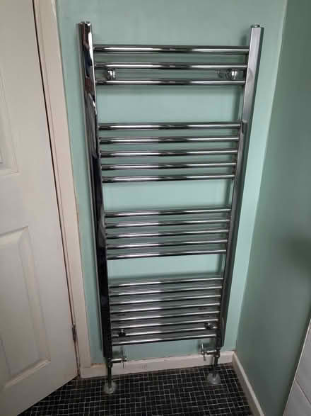Photo of free Bathroom items (Old town SG1) #4