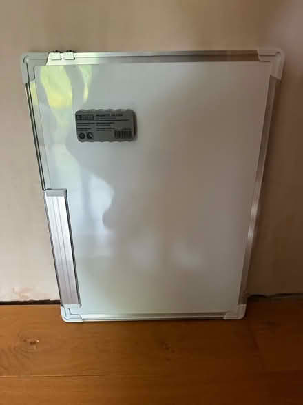 Photo of free White Board - Magnetic (Cumnor OX2) #2
