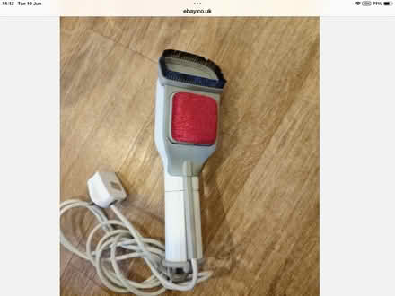 Photo of free Clothes steam brush (Banstead SM7) #1