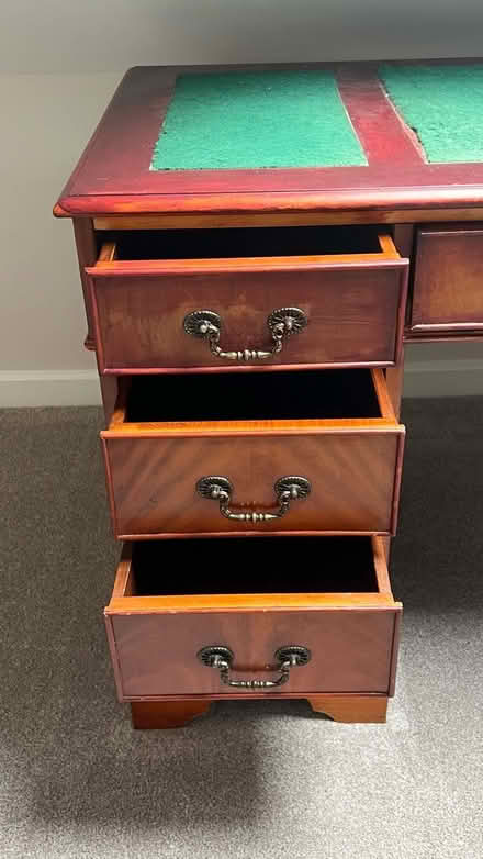 Photo of free Wood Traditional Style Desk (Bovey Tracey TQ13) #4