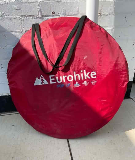 Photo of free Pop-up tent (WGC AL8) #1