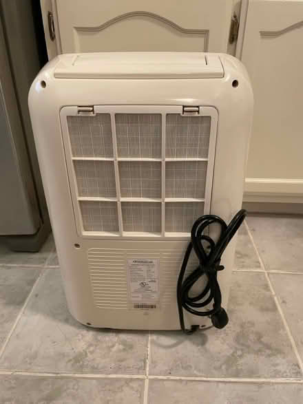 Photo of free SoleusAir Portable Dehumidifier (Pasadena, near Bungalow Heaven) #4
