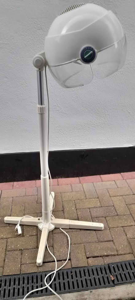 Photo of free Babyliss hood dryer (leigh-on-sea Ss95dn) #1