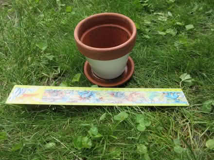 Photo of free flower pot 17 (North Cambridge) #1