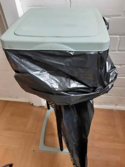 Photo of free 2x Grizley bin holders for campers (Rothley) #1