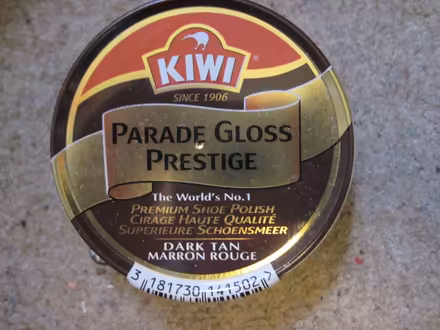 Photo of free dark tan shoe polish (Cambuskenneth FK9) #1