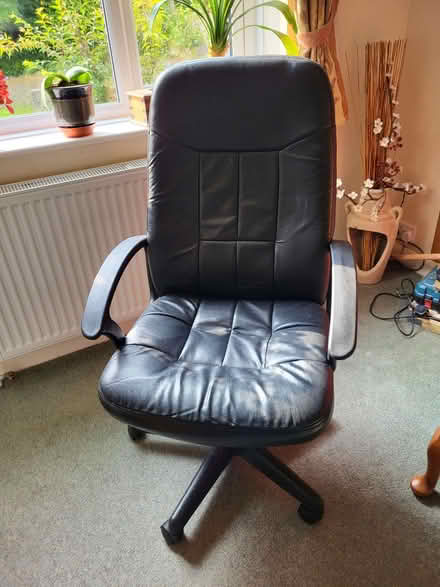 Photo of free Large, black office chair (Corston) #1