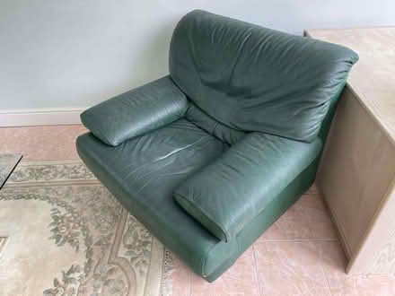 Photo of free 3 Piece Suite Green Leather (Twyford RG10) #3