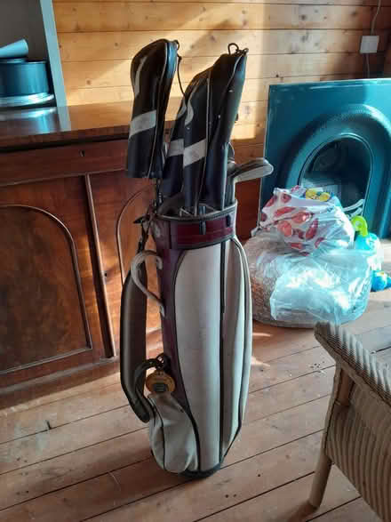 Photo of free Men's golf clubs and bag (Horsham) #1