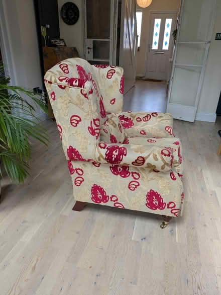 Photo of free Armchair (Barnehurst DA7) #2