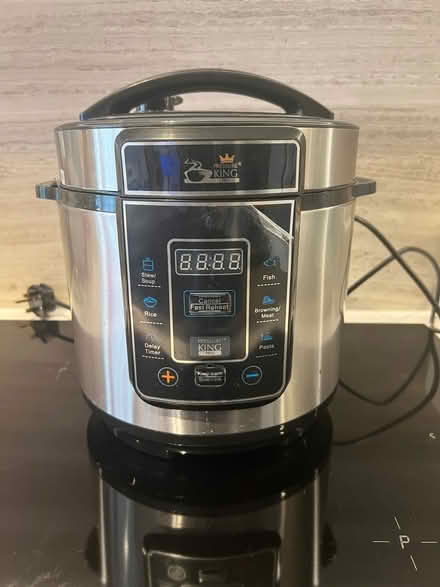 Photo of free King Multi Cooker – Excellent Condition (West Kensington W14) #3