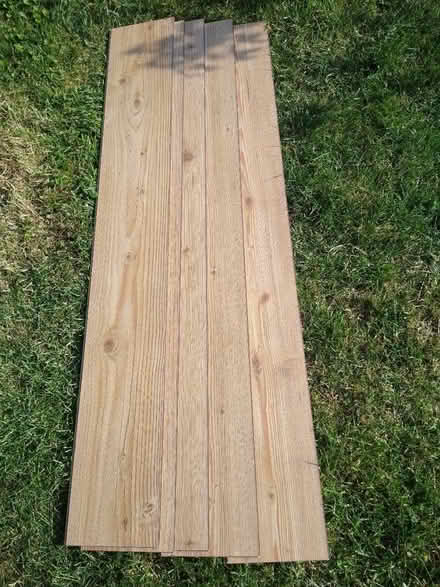 Photo of free 5 unused laminated flooring planks (Thorpe Bay, SS1) #1