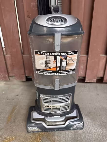 Photo of free Shark lift away vacuum cleaner (Burtonsville) #2