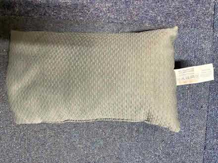 Photo of free Bath pillow - grey (Blackpill SA2) #1