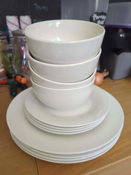 Photo of free White crockery (Abraham Heights LA1) #1