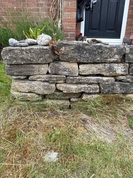 Photo of Used Dry wall stones (Dean Court OX2) #1