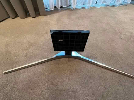 Photo of free 49" Samsung TV - Excellent condition (West Kensington W14) #2