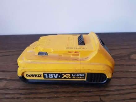 Photo of free DeWalt 18v battery - parts only (BA1) #2
