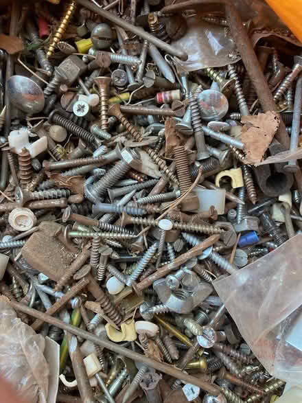 Photo of free mixed metal screws + various stuff (Glastonbury BA6) #2