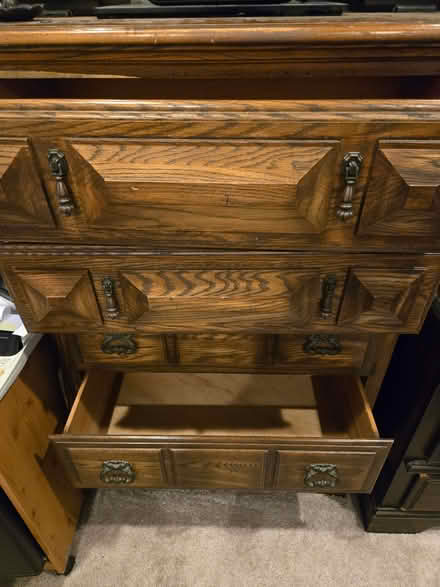 Photo of free furnitures (2574 sw 81st terrace) #4