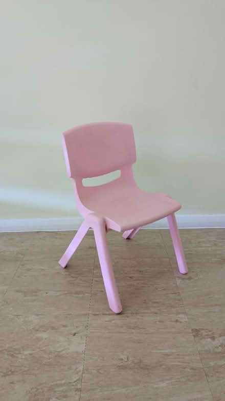 Photo of free Pink Plastic Children's Chair (Springfield CM1) #1