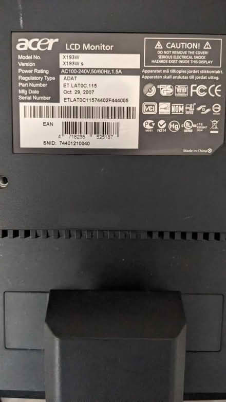 Photo of free ASER SVGA monitor with HDMI converter cable (Adeyfield HP2) #2