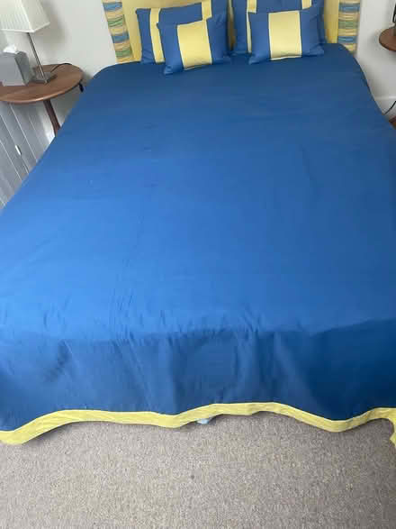 Photo of free Beautiful bedspread and cushions (Richmond TW9) #3