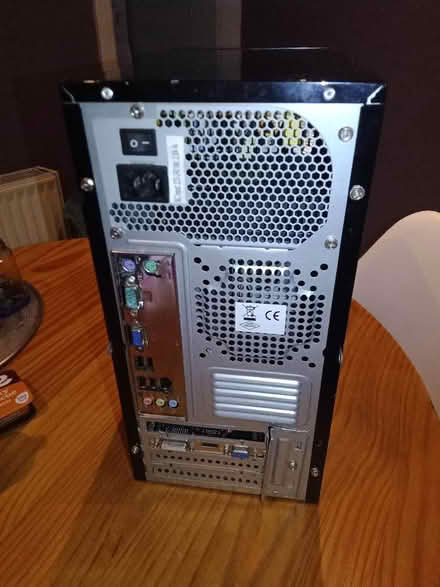 Photo of free Windows 10 Desktop Computer (Walton on the Hill L4) #2