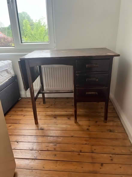 Photo of free Solid wood extendable desk (Cambridge CB4 1SU) #1